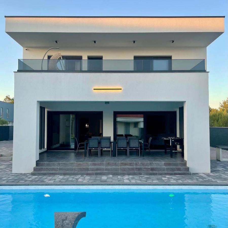 Villa Mila Vrsi Exteriör bild