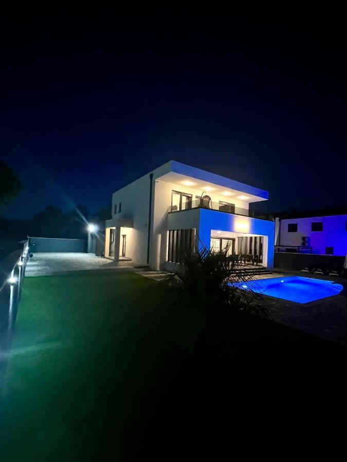 Villa Mila Vrsi Exteriör bild